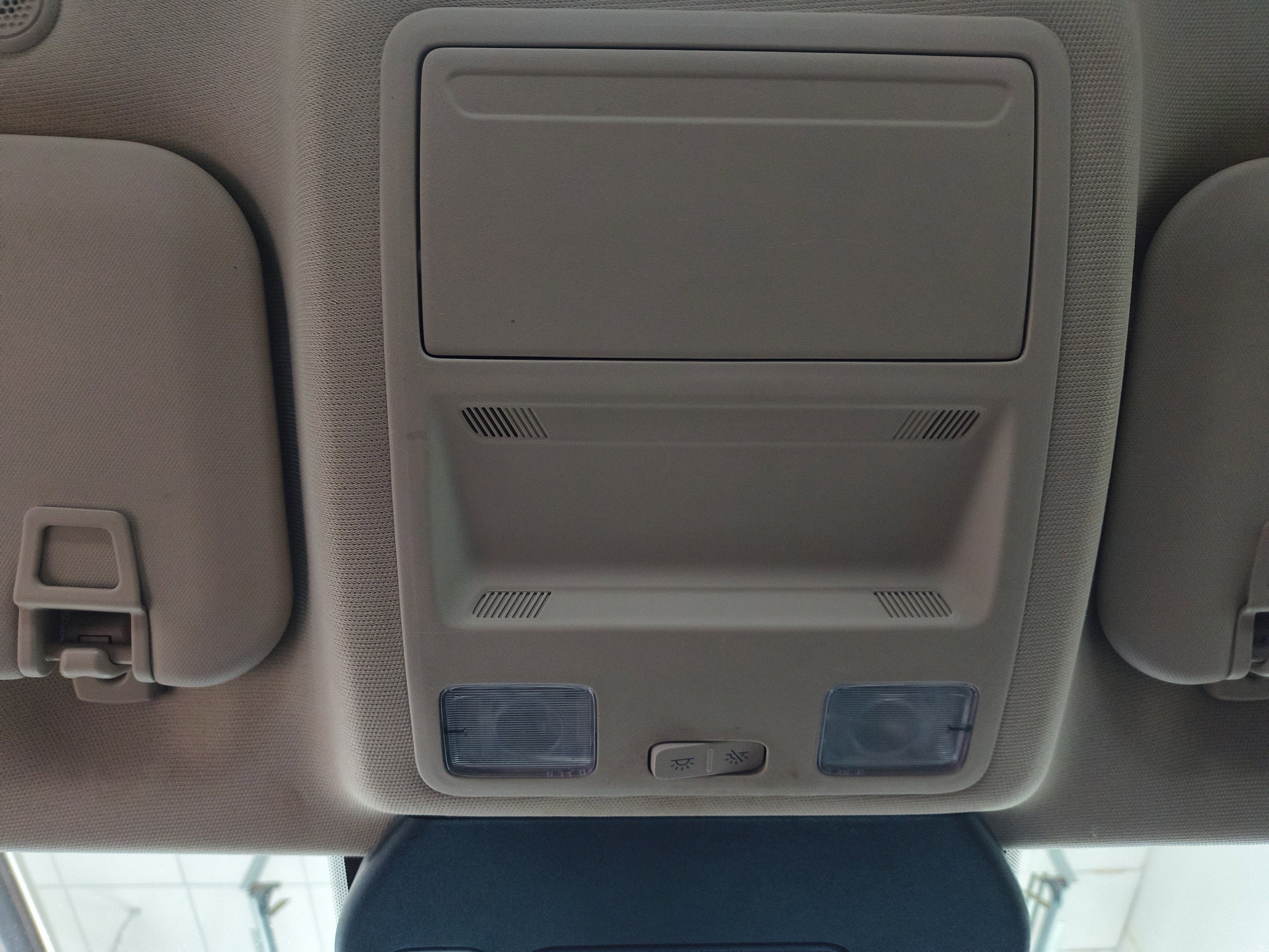 Used 2020 Ford Escape S image 25