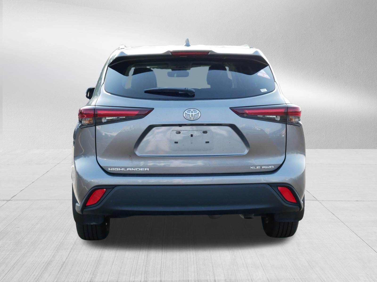 Certified 2026 Toyota Highlander XLE AWD/4WD image 6