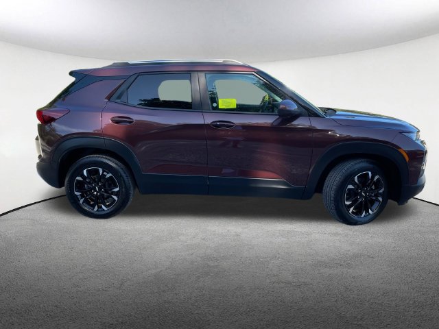 Used 2023 Chevrolet TrailBlazer LT FWD image 18