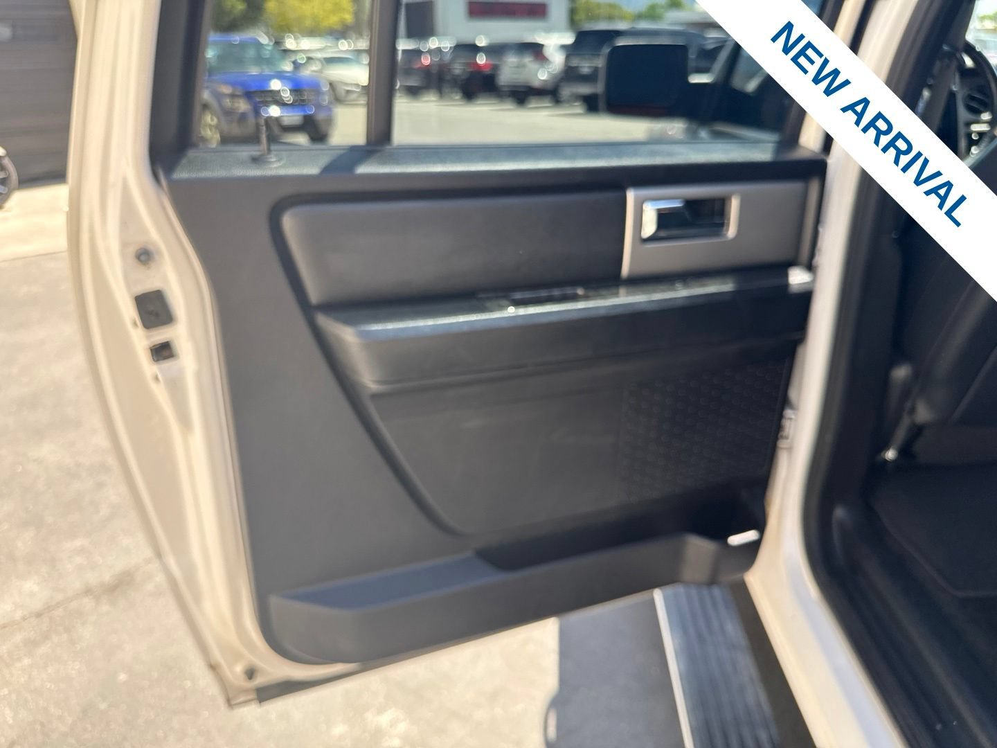 Used 2017 Ford Expedition EL Limited w/ Equipment Group 301A AWD/4WD image 17