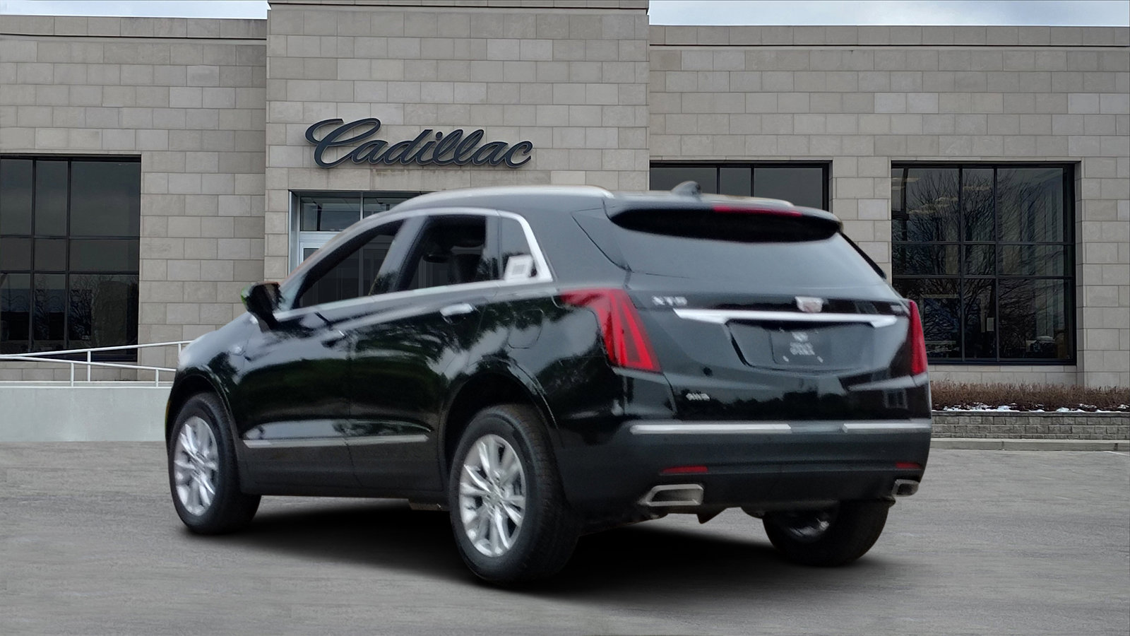 New 2025 Cadillac XT5 Luxury w/ LPO, Floor Liner Package image 4