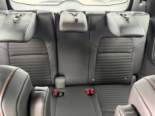 Used 2025 Nissan Pathfinder Rock Creek AWD/4WD image 18