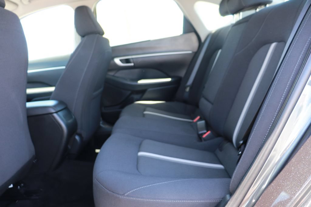 Used 2024 Hyundai Sonata SEL FWD image 12