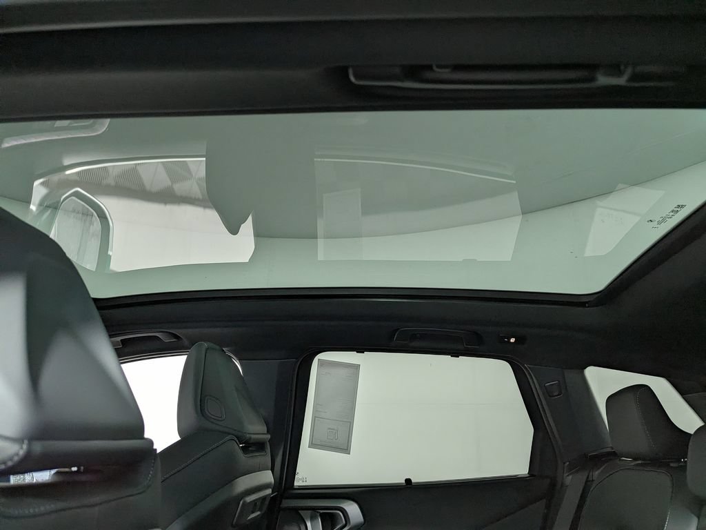 New 2026 BMW X3 xDrive30i w/ Premium Package AWD/4WD image 9