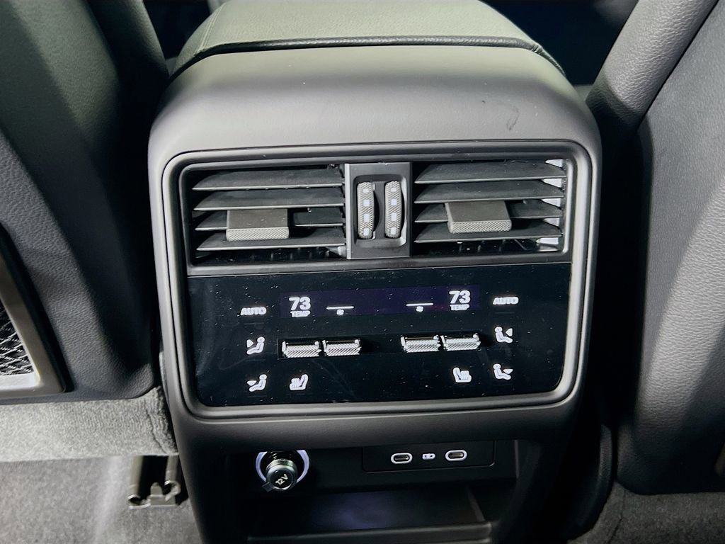 New 2026 Porsche Cayenne image 27