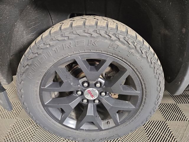 Used 2014 GMC Sierra 1500 SLT w/ All-Terrain Package AWD/4WD image 12