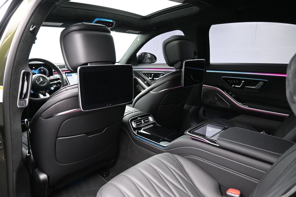 Used 2025 Mercedes-Benz S 63 AMG S image 22