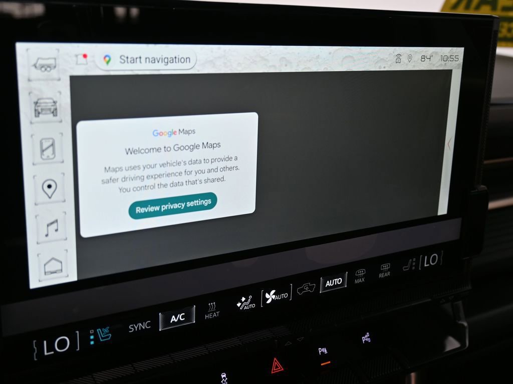 New 2025 GMC Hummer EV 2X w/ LPO, Sport Package image 28