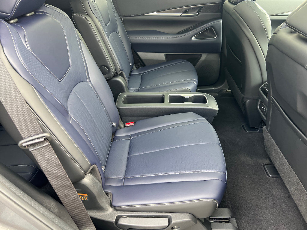 Used 2026 INFINITI QX60 Sport w/ Dark Cargo Package AWD/4WD image 17