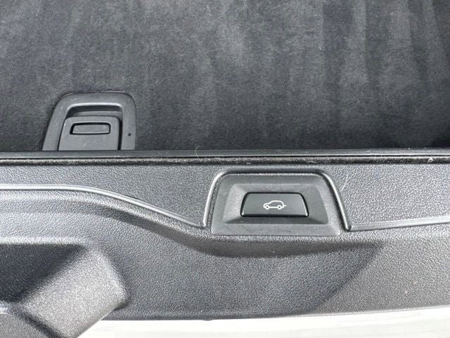 Used 2023 BMW X5 xDrive40i w/ M Sport Package AWD/4WD image 19
