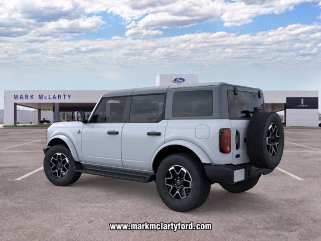 New 2026 Ford Bronco Outer Banks AWD/4WD image 4