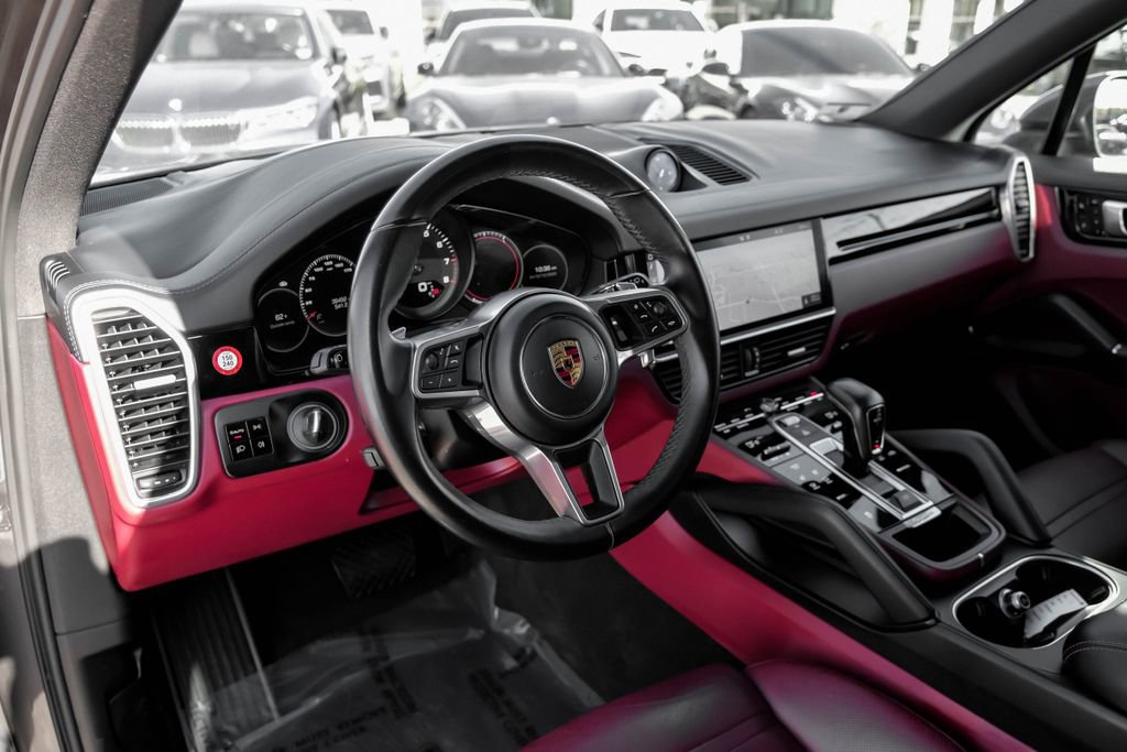 Used 2019 Porsche Cayenne image 13