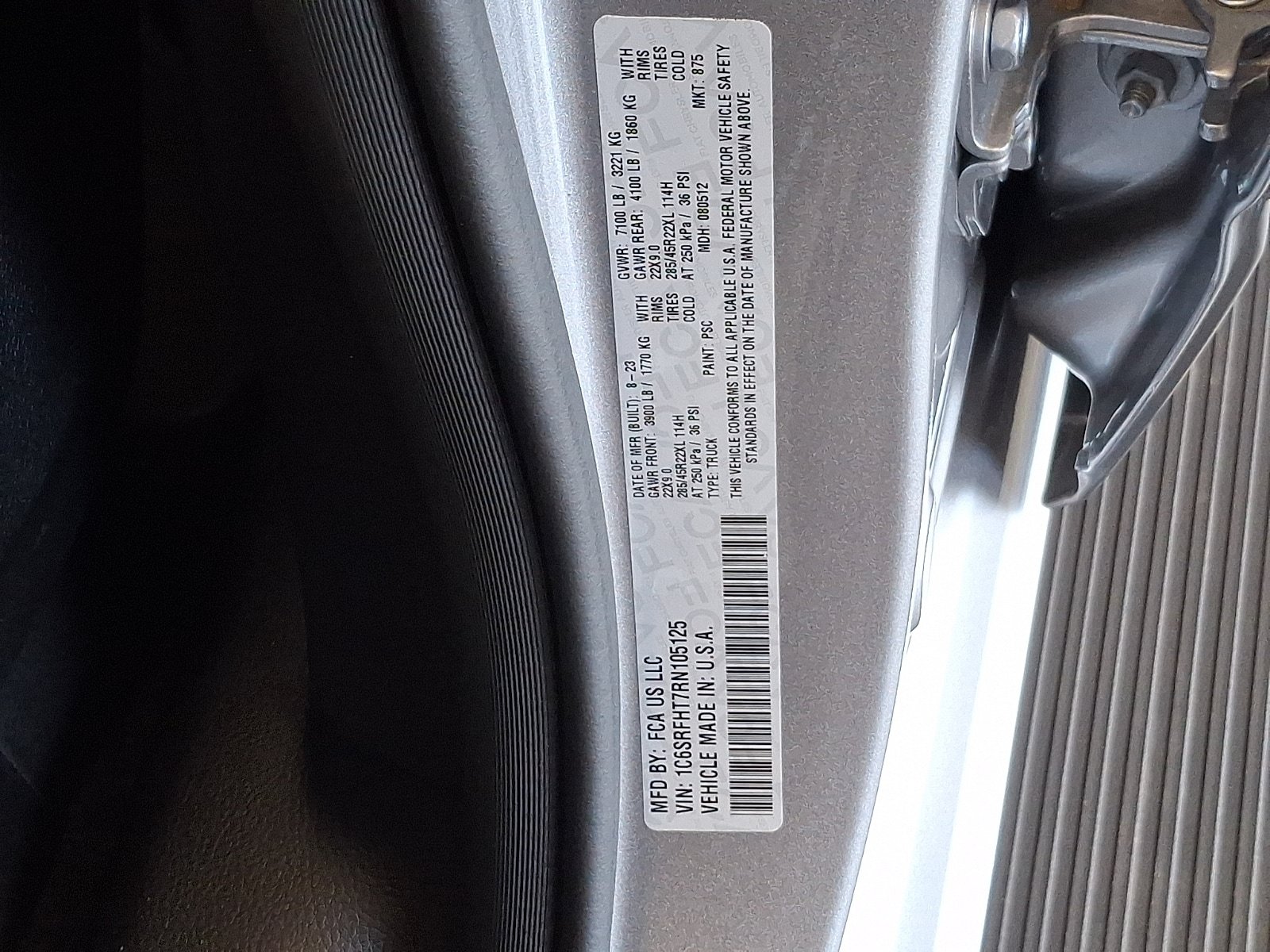 Certified 2024 RAM 1500 Limited w/ Night Edition AWD/4WD image 28