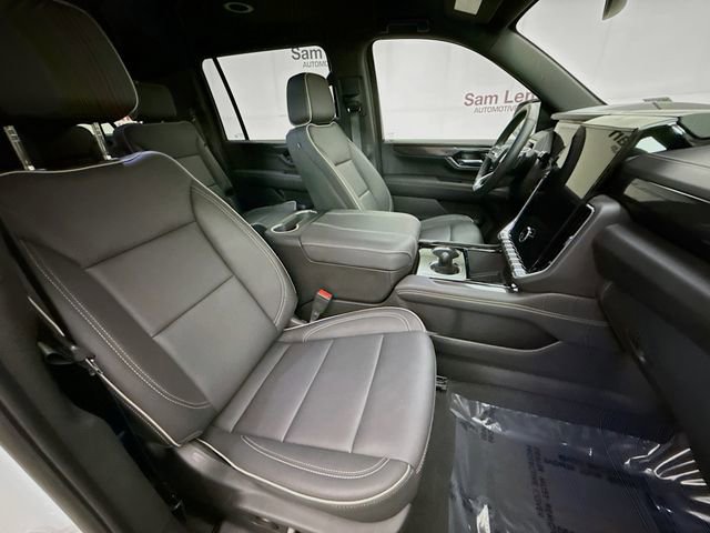 Used 2025 GMC Yukon XL Elevation AWD/4WD image 32