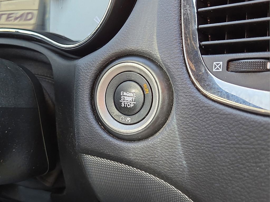 Used 2019 Dodge Durango GT image 32