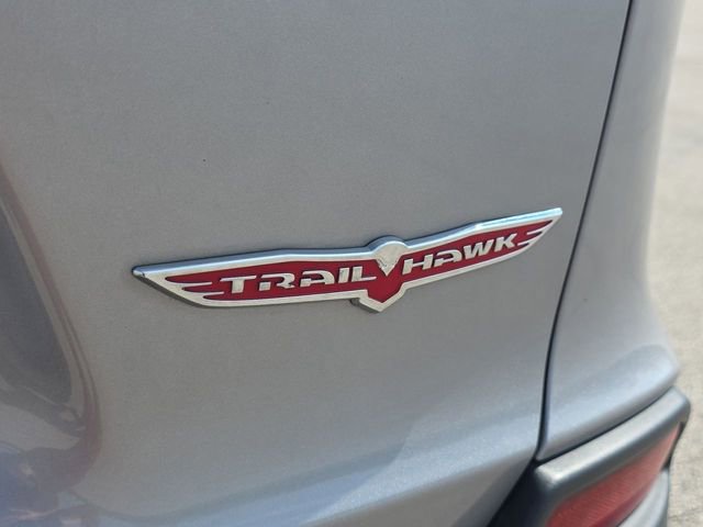 Used 2020 Jeep Cherokee Trailhawk w/ Cold Weather Group image 30