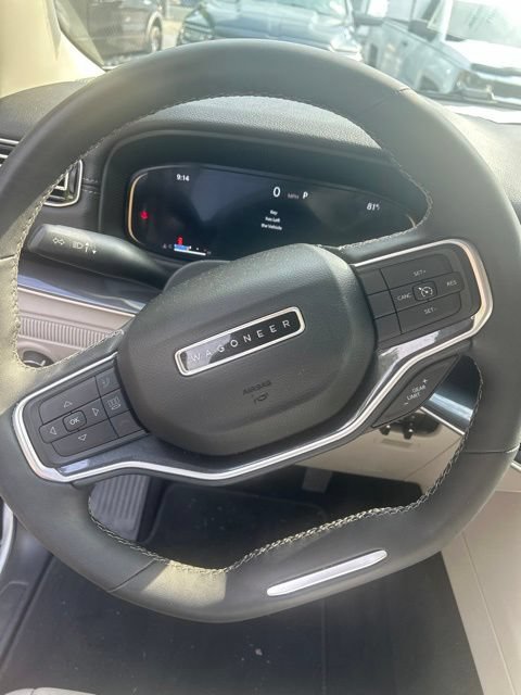 Used 2024 Jeep Wagoneer 4WD w/ Premium Group I image 16
