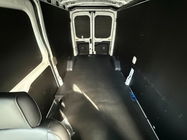 New 2026 Ford Transit 250 148 Medium Roof w/ Load Area Protection Package image 18