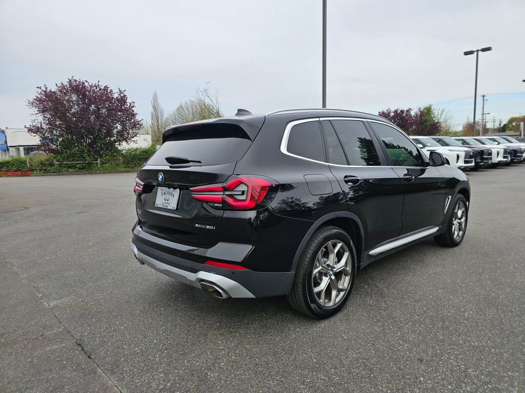 Used 2024 BMW X3 xDrive30i w/ Premium Essential Package image 7