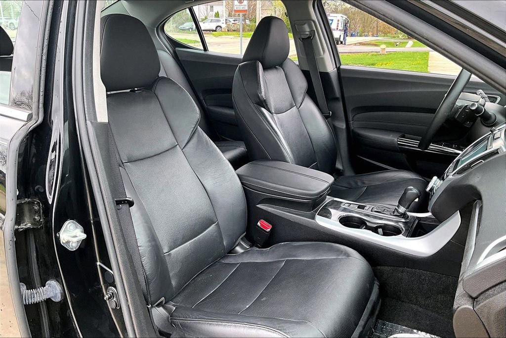 Used 2018 Acura TLX w/ Technology Package image 28