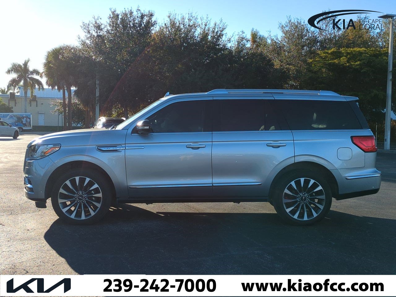 Used 2021 Lincoln Navigator Reserve w/ Luxury Package image 8