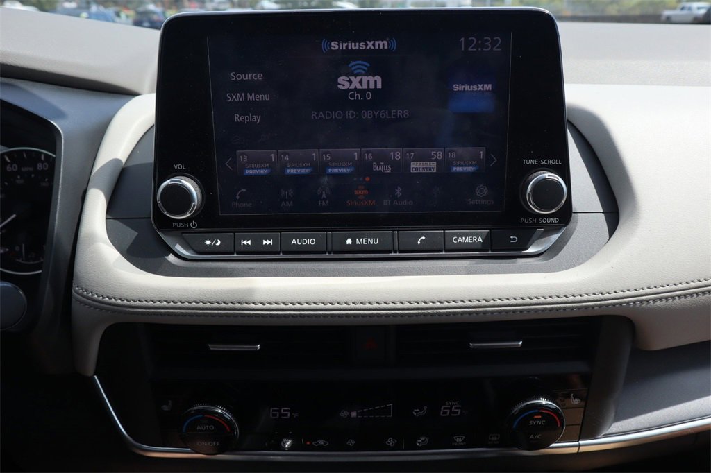 Certified 2023 Nissan Rogue SV w/ SV Premium B Package image 19