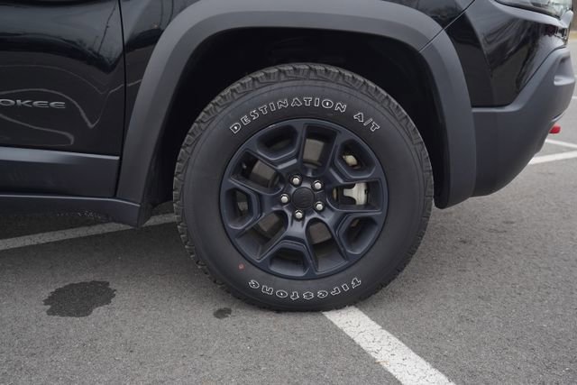 Used 2022 Jeep Cherokee Trailhawk w/ Sun, Sound & Nav Group image 44