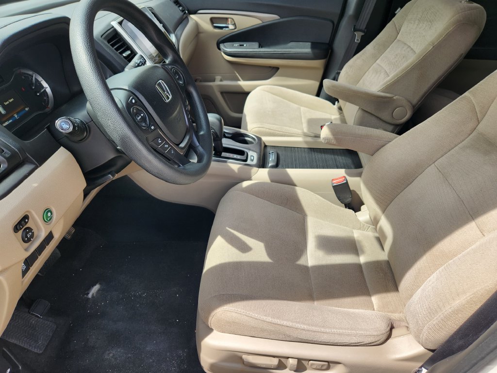 Used 2018 Honda Pilot EX image 9