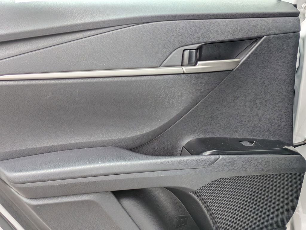 Used 2025 Toyota Camry LE image 26