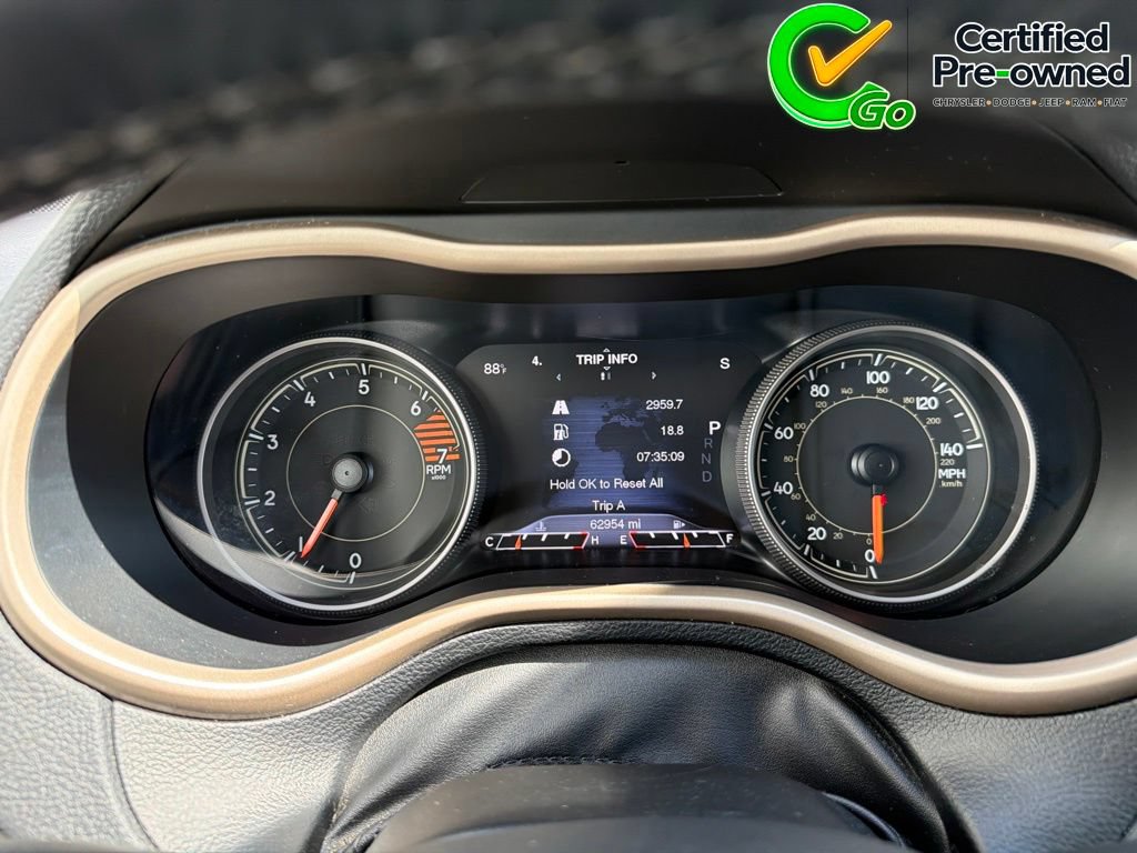 Certified 2018 Jeep Cherokee Limited FWD image 57