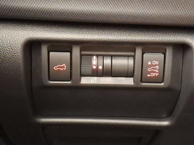 Certified 2025 Subaru Forester Touring AWD/4WD image 26