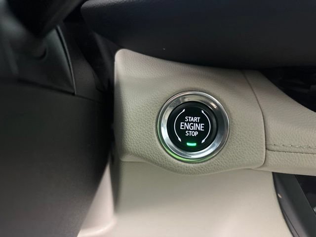 Used 2022 Buick Envision Avenir w/ Technology Package II AWD/4WD image 8