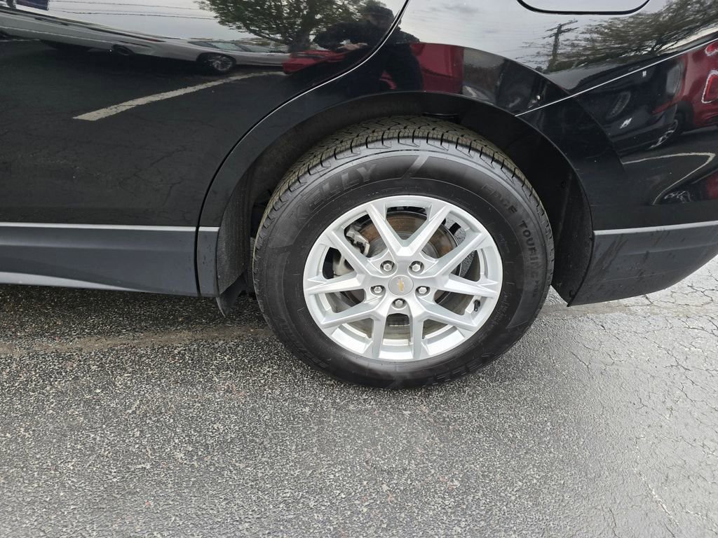 Used 2022 Chevrolet Equinox LT AWD/4WD image 4