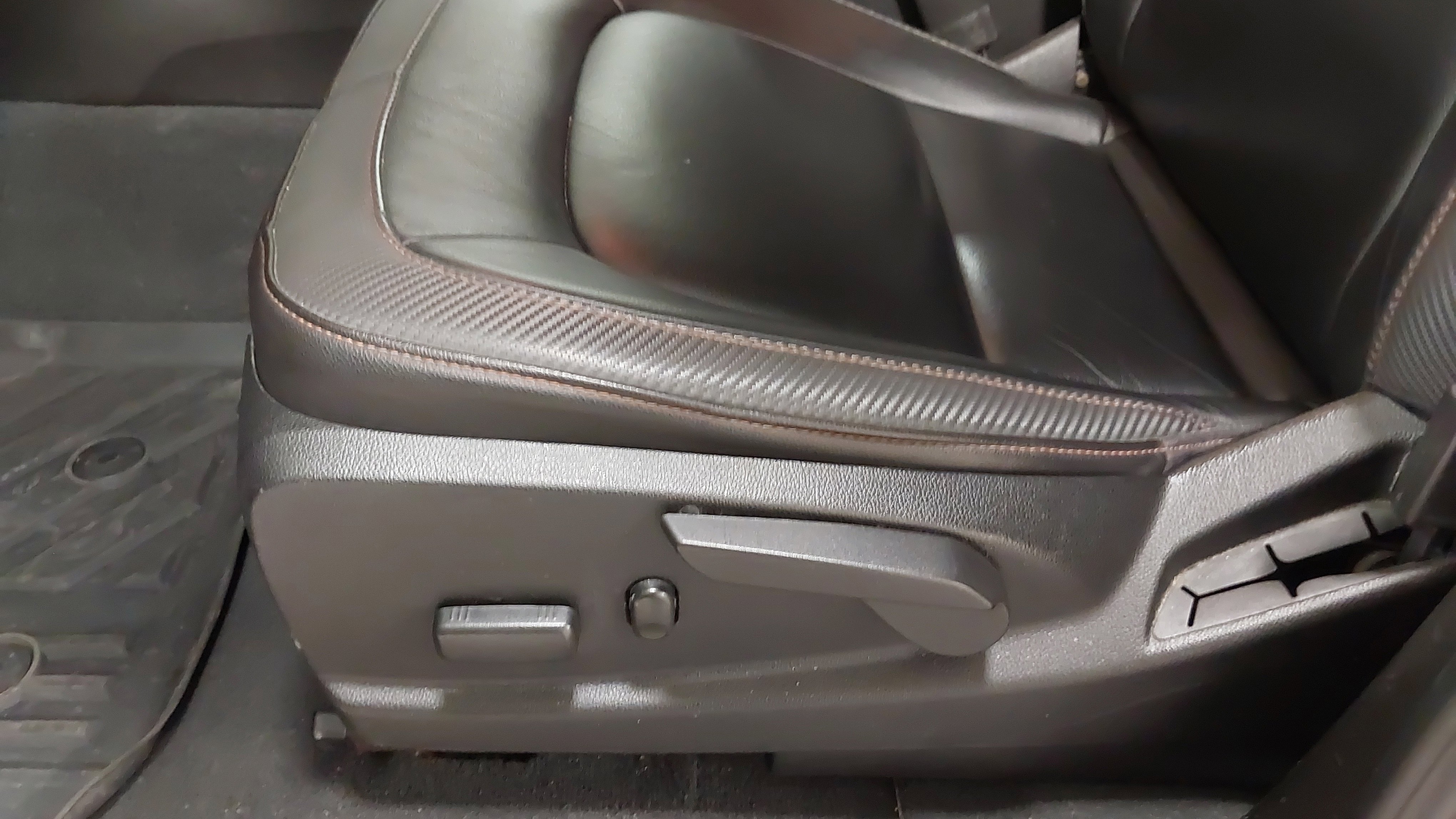 Used 2021 GMC Canyon AT4 w/ Driver Alert Package image 22