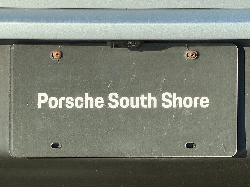 Certified 2025 Porsche Macan image 28