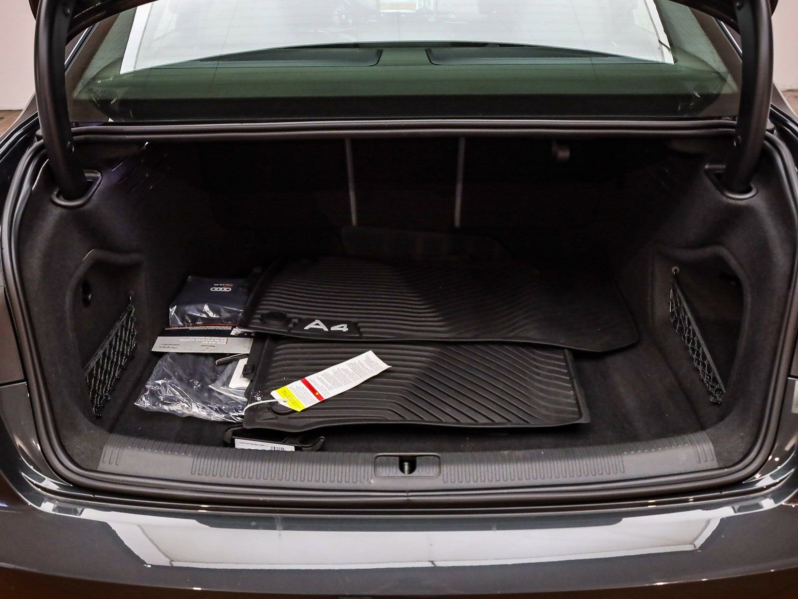 Used 2022 Audi A4 2.0T Premium Plus w/ Premium Plus Package image 28