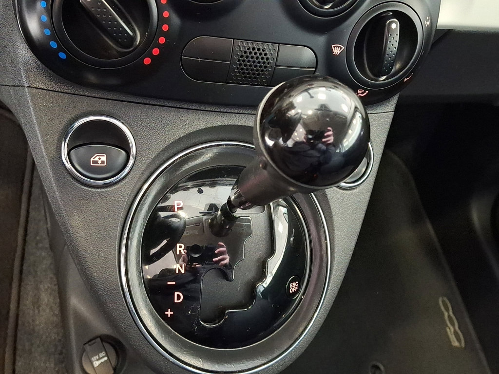 Used 2015 FIAT 500 Pop image 26