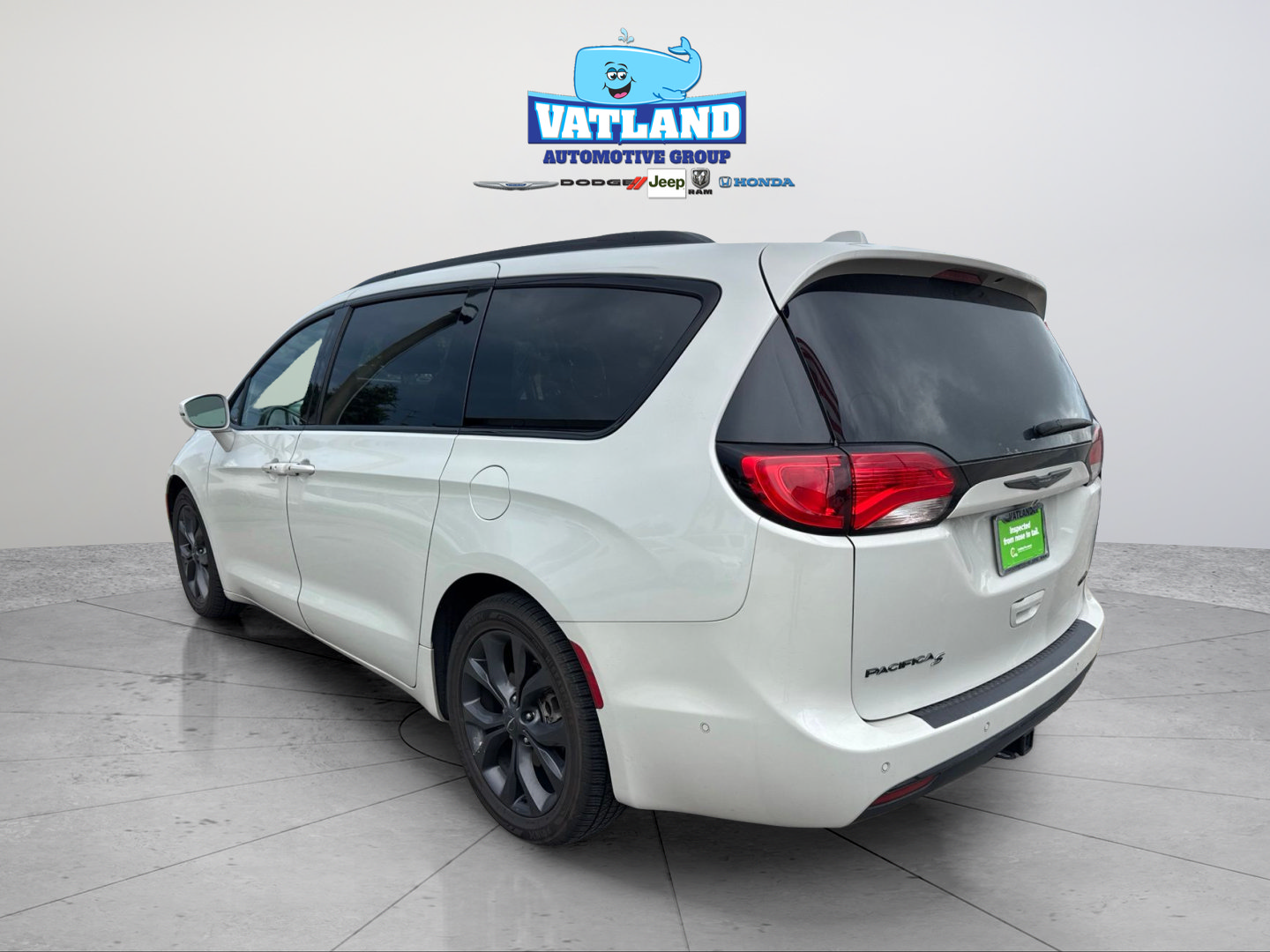 Certified 2020 Chrysler Pacifica Limited FWD image 49