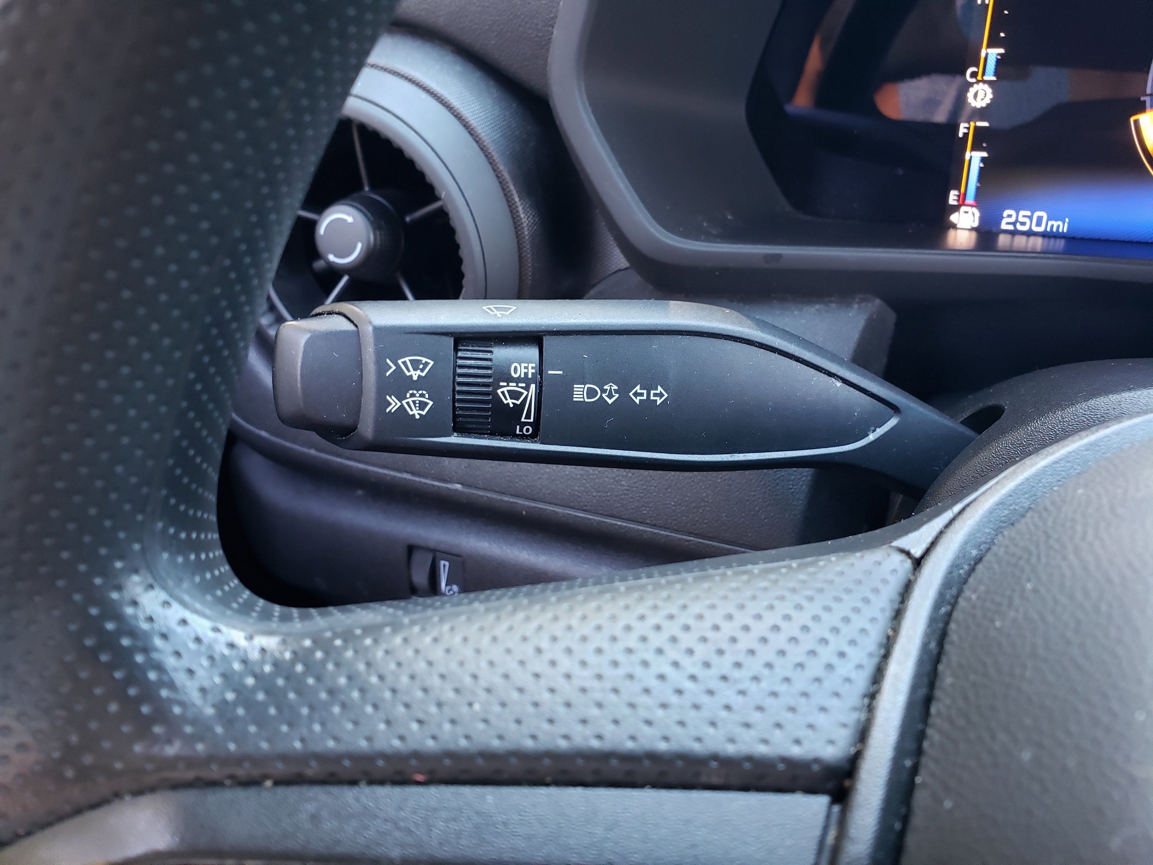 Used 2023 Chevrolet Colorado W/T image 14