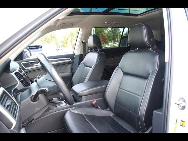 Used 2022 Volkswagen Atlas SEL R-Line AWD/4WD image 21
