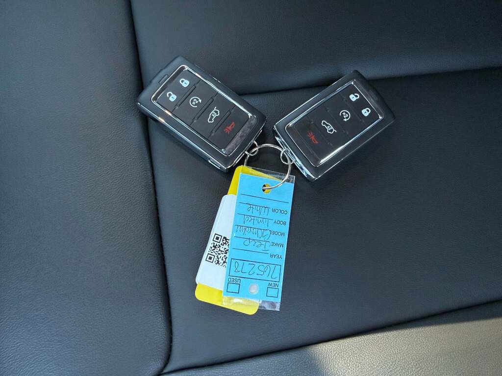 New 2025 Jeep Grand Cherokee L Limited w/ Black Appearance Package image 34