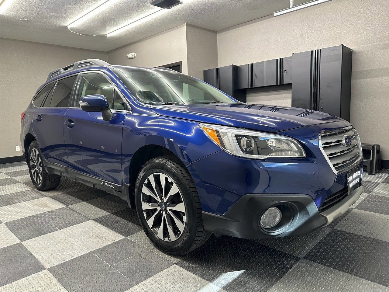 Used 2017 Subaru Outback 2.5i Limited image 4
