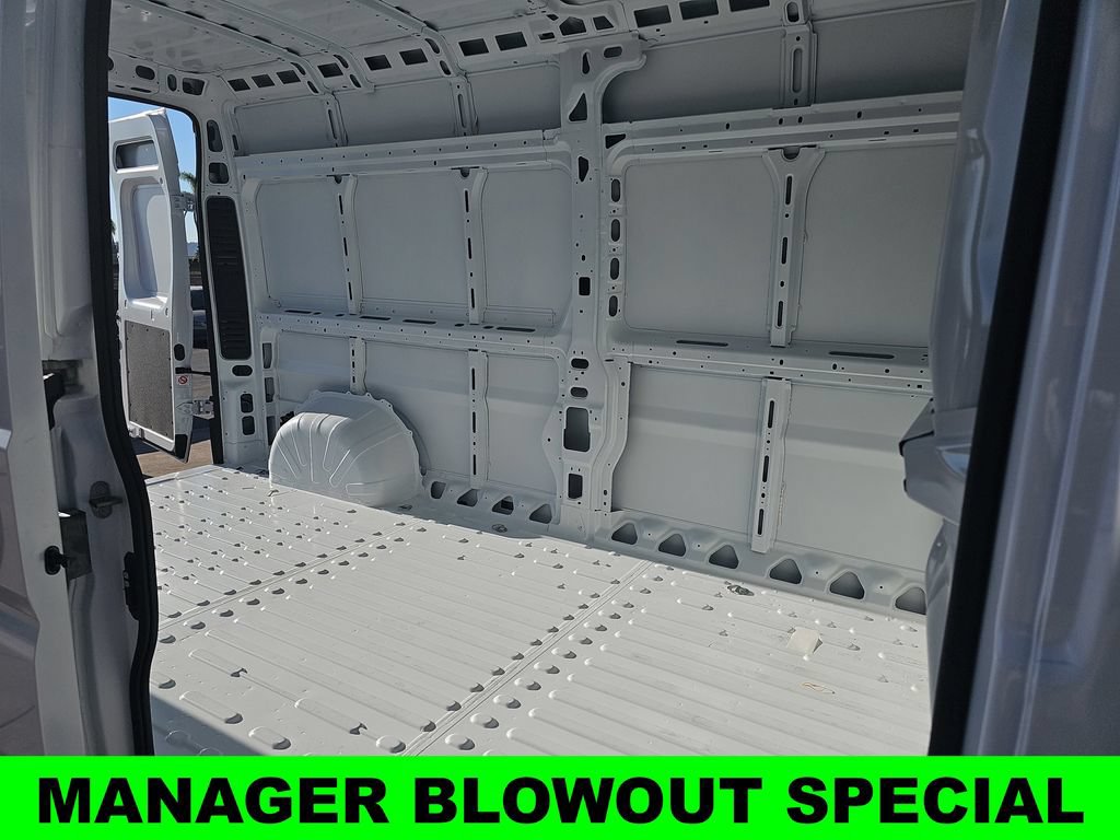 New 2026 RAM ProMaster 2500 w/ Convenience Group FWD image 12