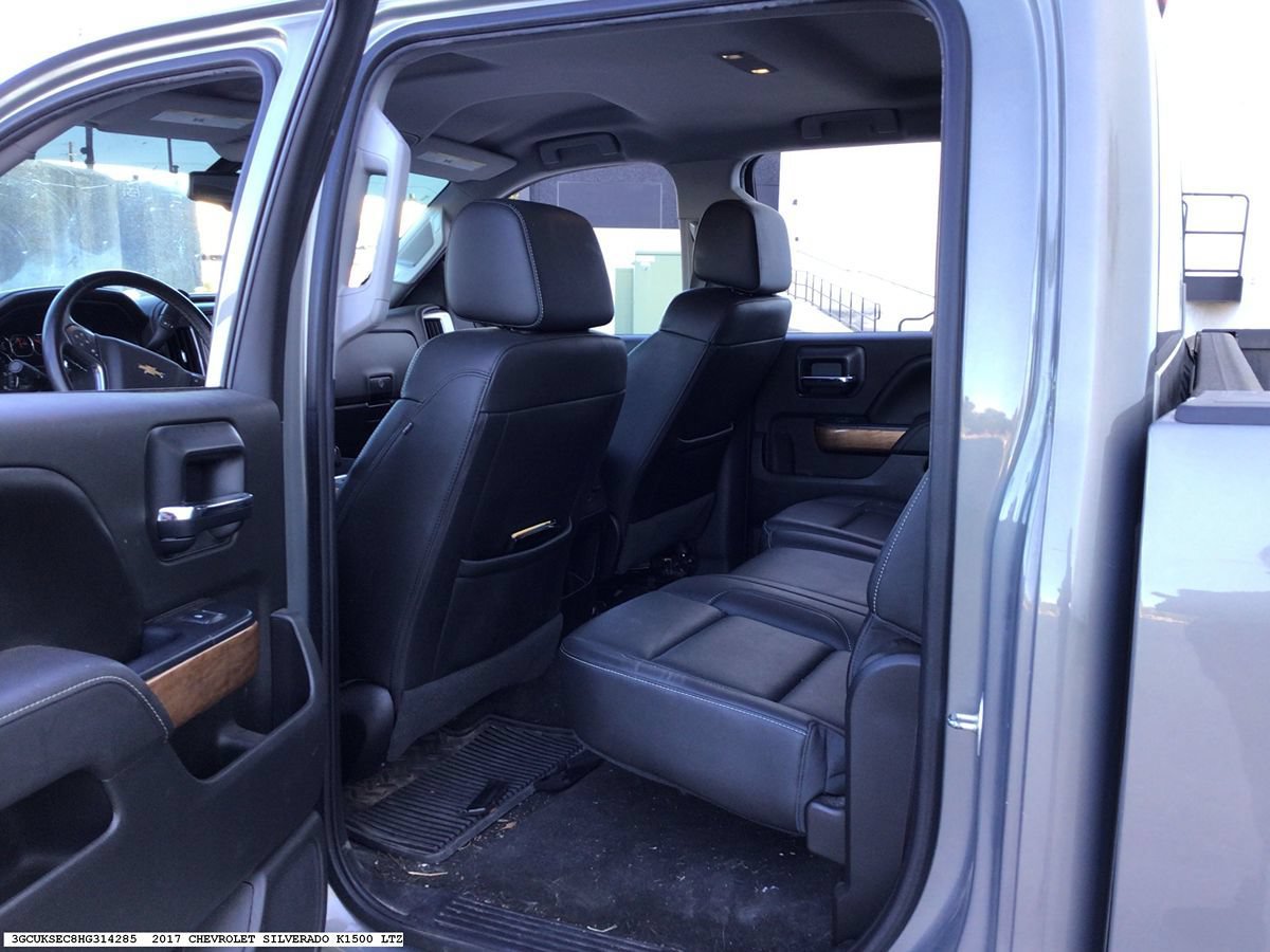 Used 2017 Chevrolet Silverado 1500 LTZ w/ Texas Edition AWD/4WD image 9