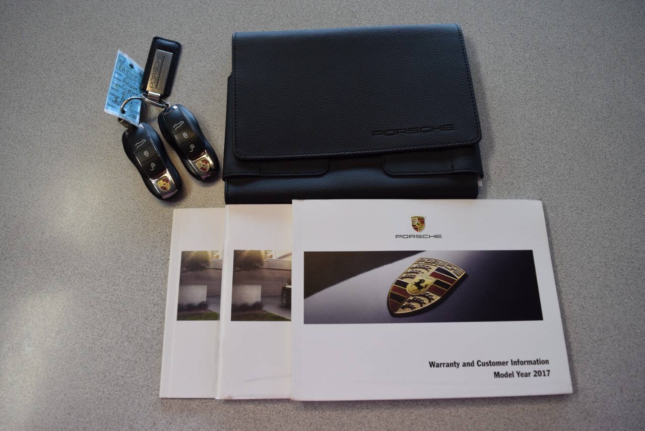 Used 2017 Porsche Cayenne GTS AWD/4WD image 41