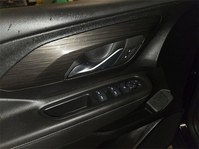 Used 2024 GMC Terrain SLE w/ Driver Convenience Package image 13
