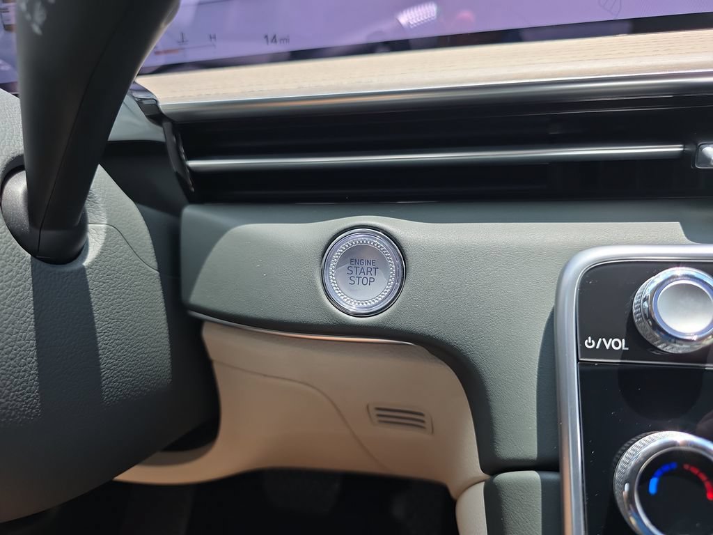 New 2026 Genesis GV80 2.5T Select AWD/4WD image 21