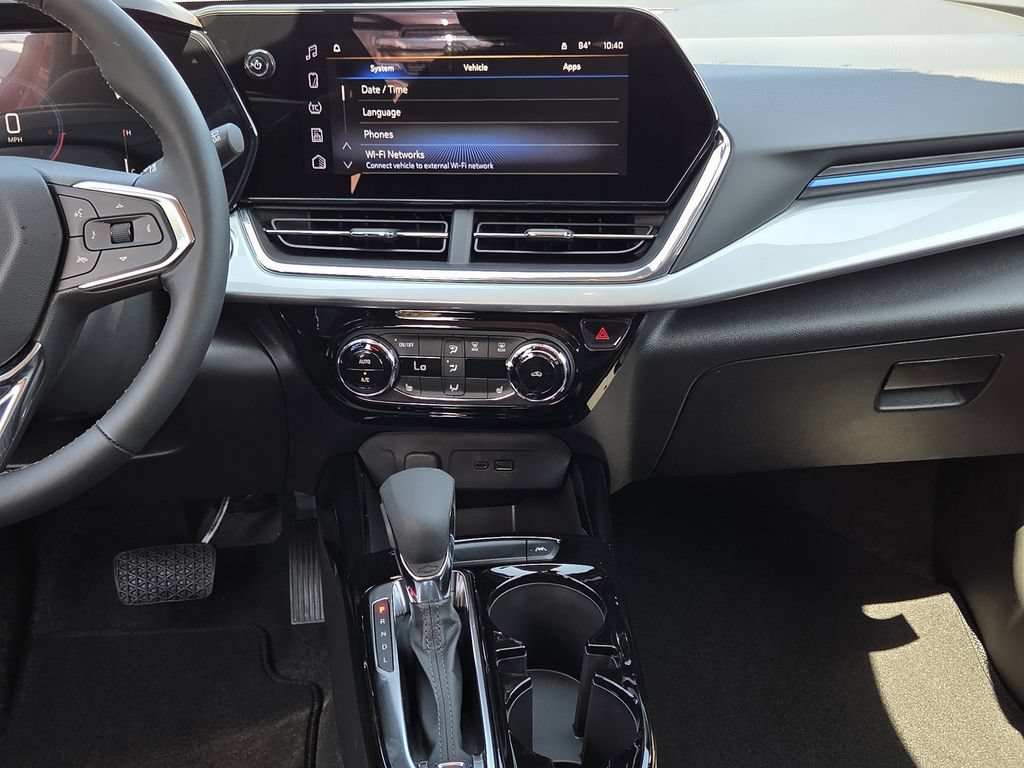 New 2026 Chevrolet Trax LT w/ LT Convenience Package FWD image 10