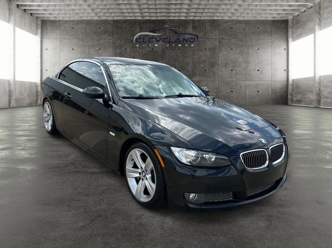 Used 2007 BMW 335i Convertible image 1
