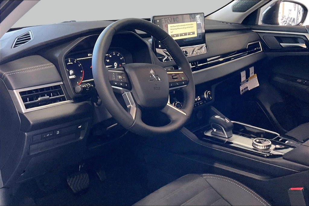 New 2026 Mitsubishi Outlander SE FWD image 6